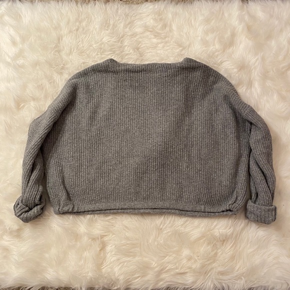 ⭐️HP⭐️ EUC hooded American Eagle Sweater - Picture 10 of 13